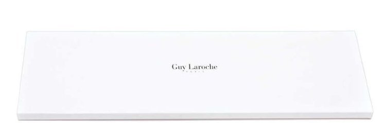 Упаковка галстуков Guy Laroche.