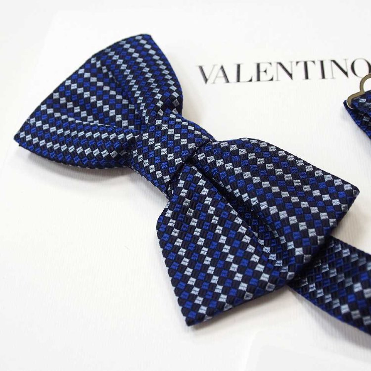 Стильная шелковая бабочка синих тонов Valentino 822738