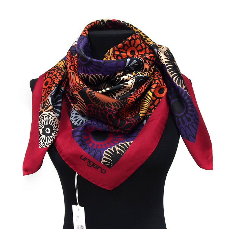 Дизайнерский платок с цветочным орнаментом и ярко-красной каймой Ungaro 818062