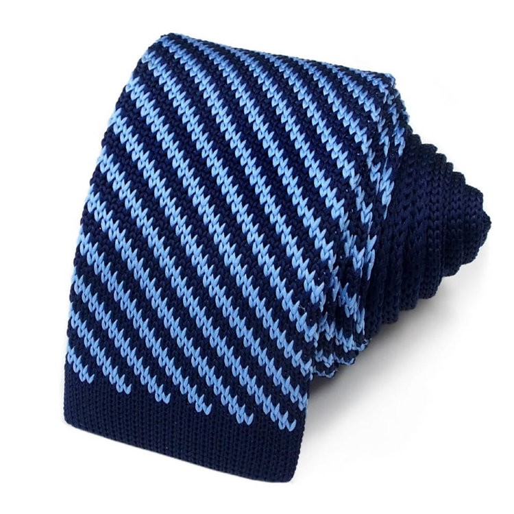 Вязаный галстук глубокого синего цвета с голубыми полосками 822911